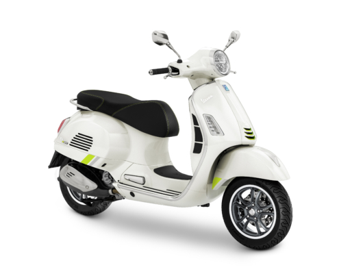 Vespa_GTS-Supertech_Bianco-Innocente_310_3-4-ant-dx